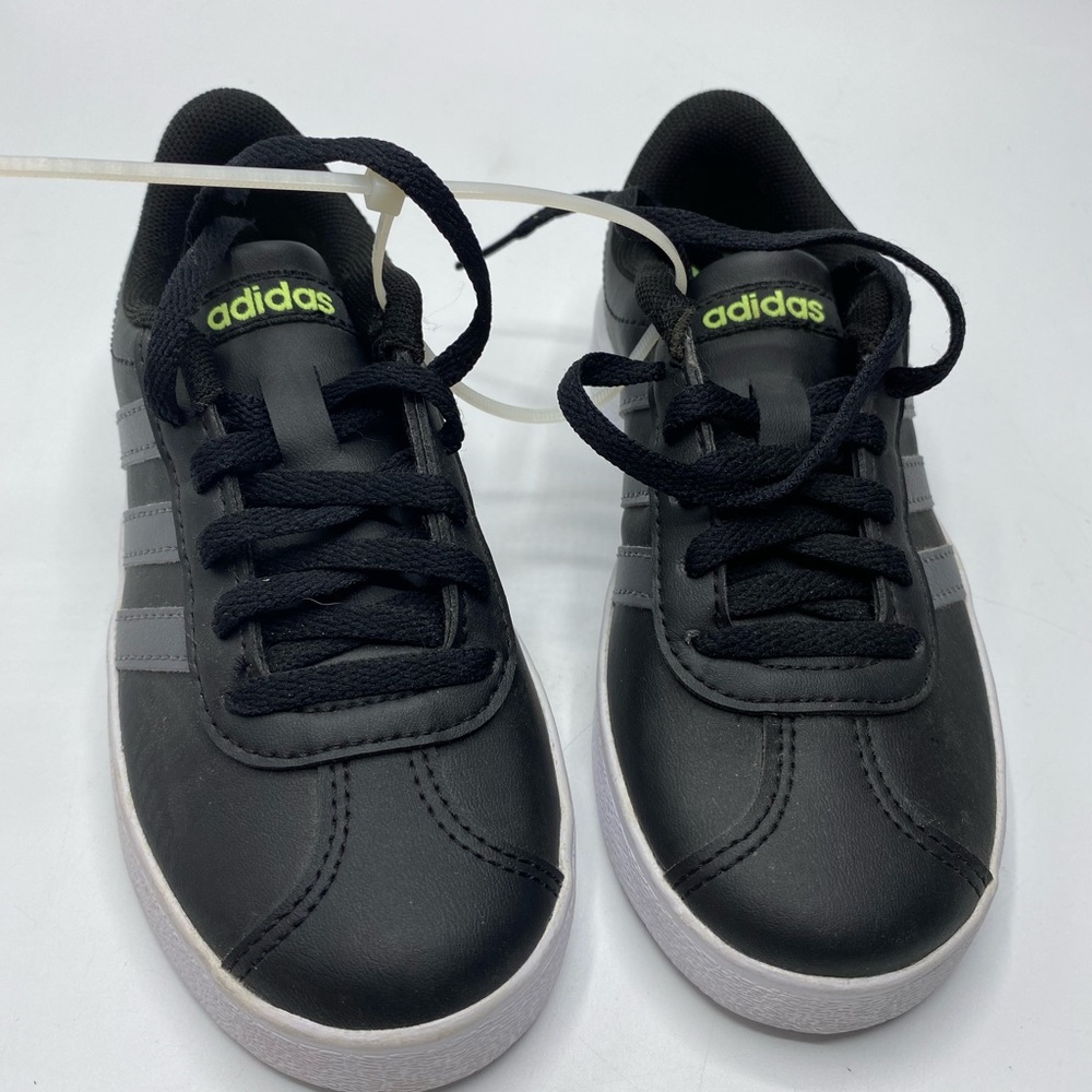 Kids Adidas Sz 12 BNWOT